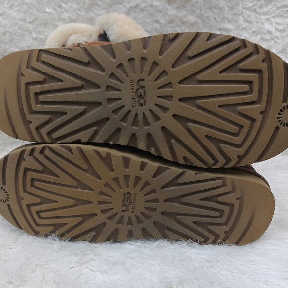 UGG Women's Brown Singature Suede Sheepskin Winter Boots Size 8 - Picture 5 of 8